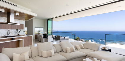 32357 Pacific Coast Highway, Malibu