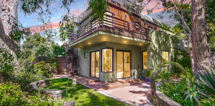 3566 Albatross St, Mission Hills