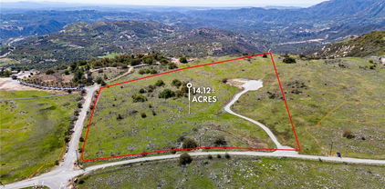21 Avocado Mesa, Murrieta