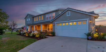10931 W Shadow Hills Avenue, Los Angeles