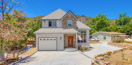 210 Frances Dr, El Cajon