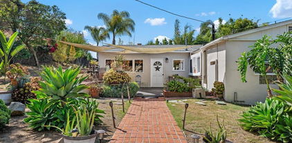 1098 Vale View Drive, Vista