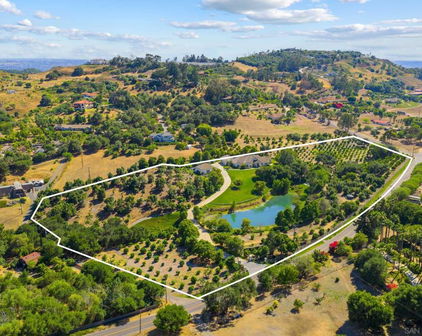546 Morro Hills Rd., Fallbrook
