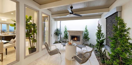 9 Saint Tropez, Newport Beach