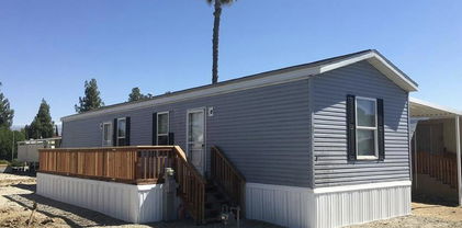 725 W Thornton Ave Unit 81, Hemet