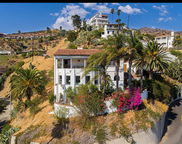 1 Skyline Drive, Burbank image