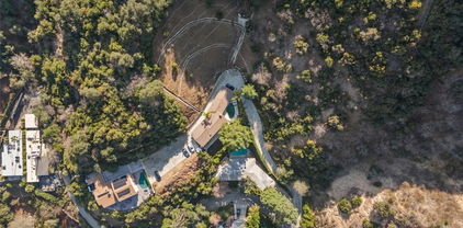 3277 Longridge Terrace, Sherman Oaks