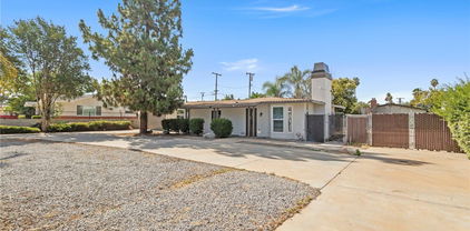 1443 E Devonshire Avenue, Hemet