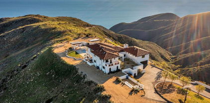 9785 Deer Creek Road, Malibu