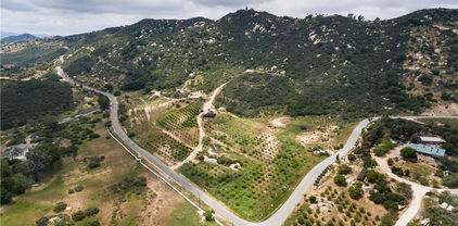 Rainbow Heights Road, Fallbrook