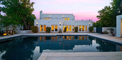 5118 Cerrillos Drive, Woodland Hills