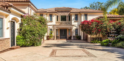 14933 Sutton Street, Sherman Oaks