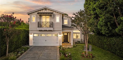 4330 Bellaire Avenue, Studio City