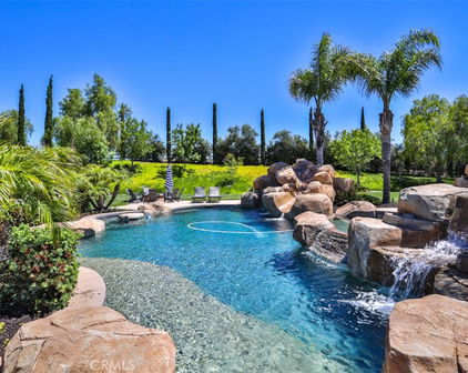 39520 Colleen Way, Temecula