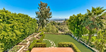 2222 Canyonback Road, Los Angeles