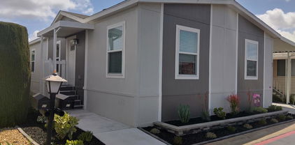 1506 Oak Unit 67, Vista