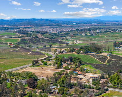34020 Madera De Playa, Temecula