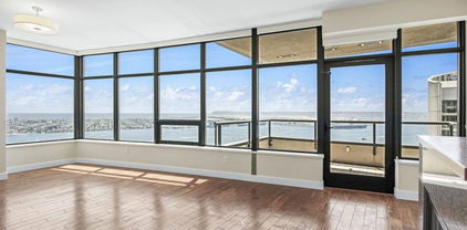 700 W E St Unit 3901, Downtown