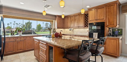 49 Camisa Lane, Palm Desert