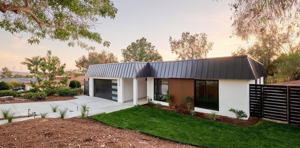 2025 Valley Road, Oceanside
