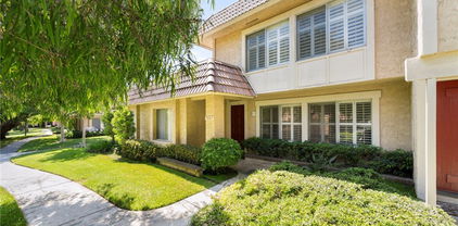 7667 Whitewater Drive, Huntington Beach