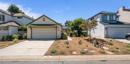 868 Venice Glen, Escondido