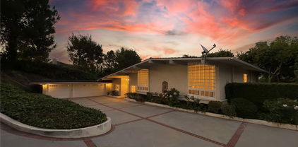 12 Pinto Lane, Rolling Hills Estates