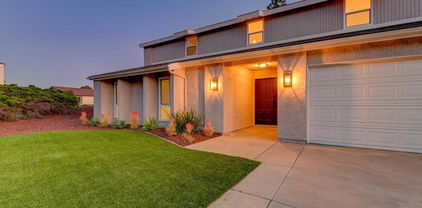 9830 Lyncarol Dr, La Mesa