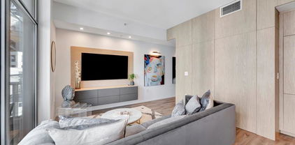 206 Park Blvd Unit 502, Downtown