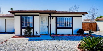 2147 W Oakland Avenue, Hemet