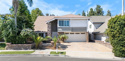 25496 Coral Wood Street, Lake Forest