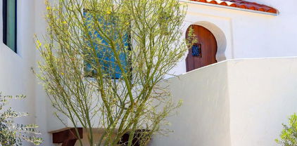 4388 HAWK STREET, Mission Hills