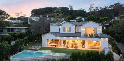 1682 San Onofre Drive, Pacific Palisades