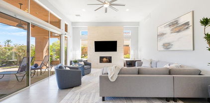 461 White Horse Trail, Palm Desert