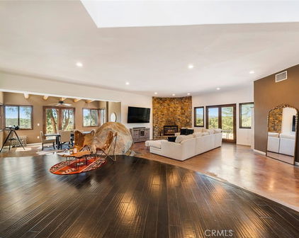 40101 Avenida La Cresta, Murrieta
