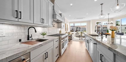 812 N Cleveland Street Unit 3, Oceanside