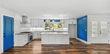 1910 Warmlands Avenue, Vista