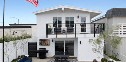 207 Colton Street, Newport Beach