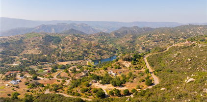 Harris Spur Truck Trail, Fallbrook