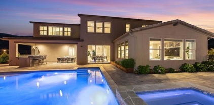 2990 Eldenberry St, Escondido