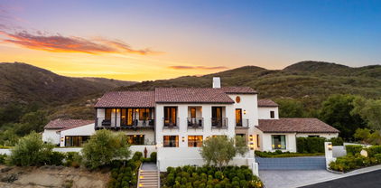 2691 Country Ridge Road, Calabasas