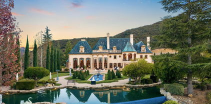 900 W Stafford Road, Thousand Oaks