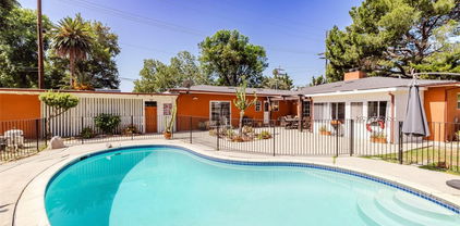 5800 Winnetka Avenue, Woodland Hills