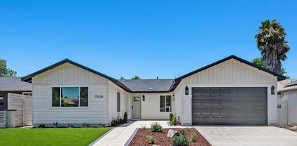 13026 Gate Dr, Poway