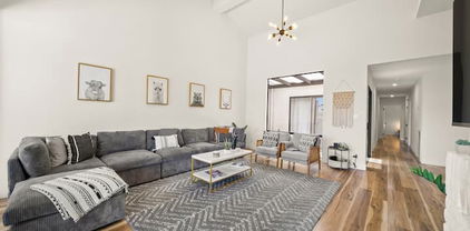 182 Gran, Palm Desert