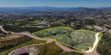 Bruce Lane, Temecula