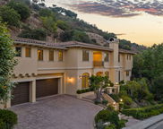 3697 Benedict Canyon Lane, Sherman Oaks image
