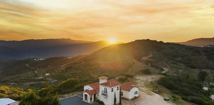 2389 Eric Road, Fallbrook