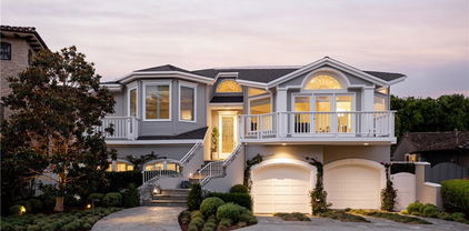 212 Kings Place, Newport Beach