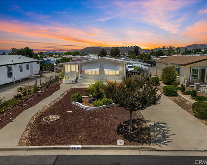 29120 Calle Cisne, Murrieta